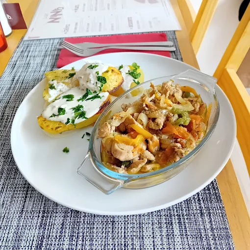 Plat cuisiné avec des produits frais de saison
